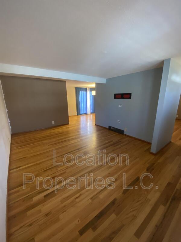 Foto del edificio - 906 Wellington Rd