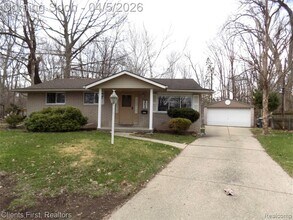 Building Photo - 39417 Cather St