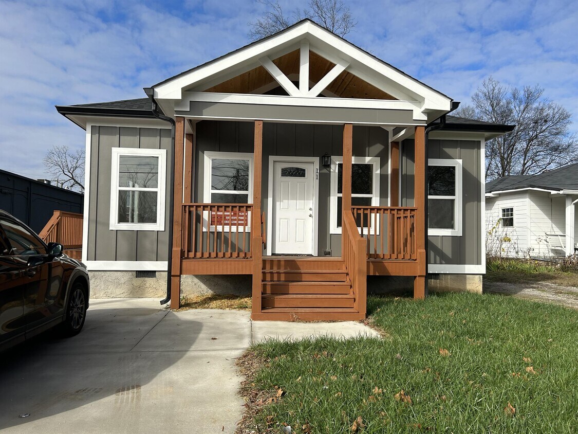 11 Woodvale Ave, Chattanooga, TN 37411 House for Rent in Chattanooga