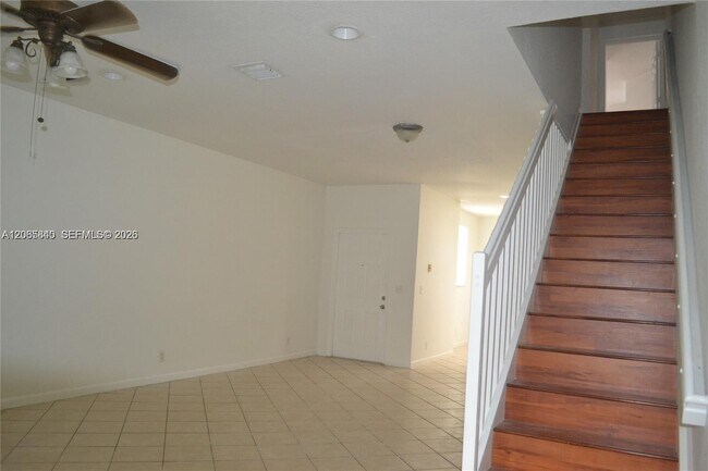 Foto del edificio - 3973 Orange Tree Ln