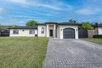 Building Photo - 15461 SW 170th Terrace