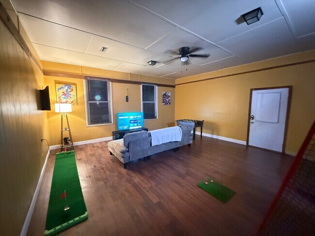 Foto del edificio - 4709 Michelle St