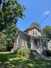 Building Photo - 9 Ridgeway Ave