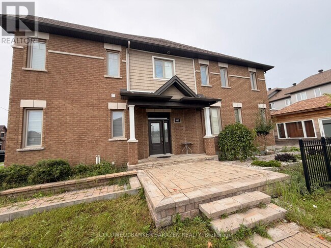 Building Photo - 995 Rotary Way