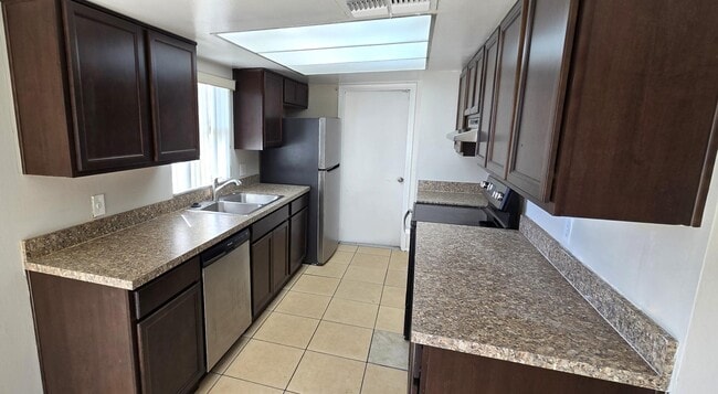 Foto del edificio - 12240 Conneticut Woods Ct