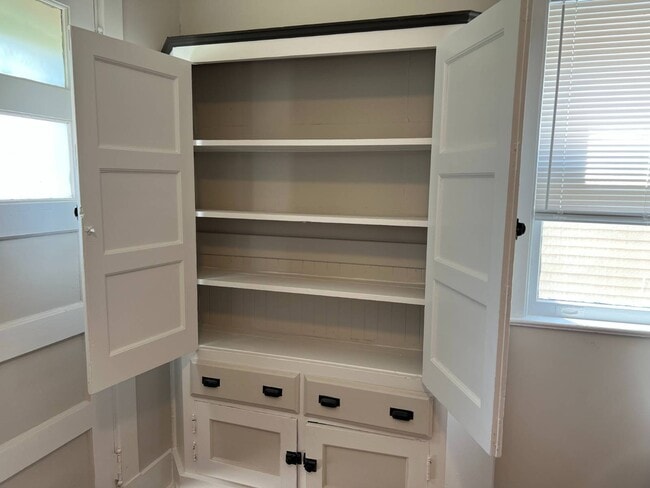 Building Photo - 1084 Wendell Ave