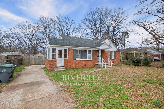 Foto del edificio - 1738 Willow Wood Ave