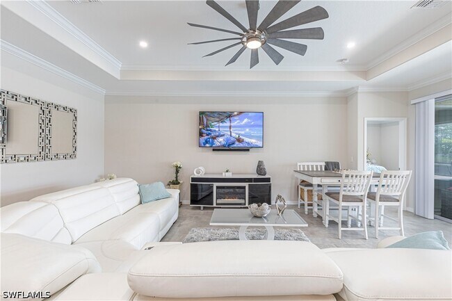 Building Photo - 2079 Vermont Ln