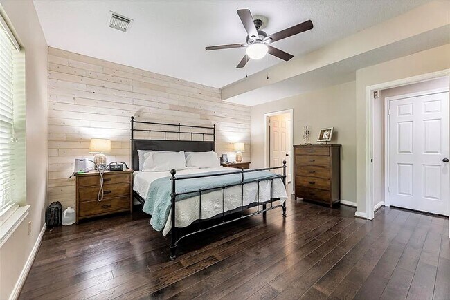 Foto del edificio - 5434 Chinaberry Grove