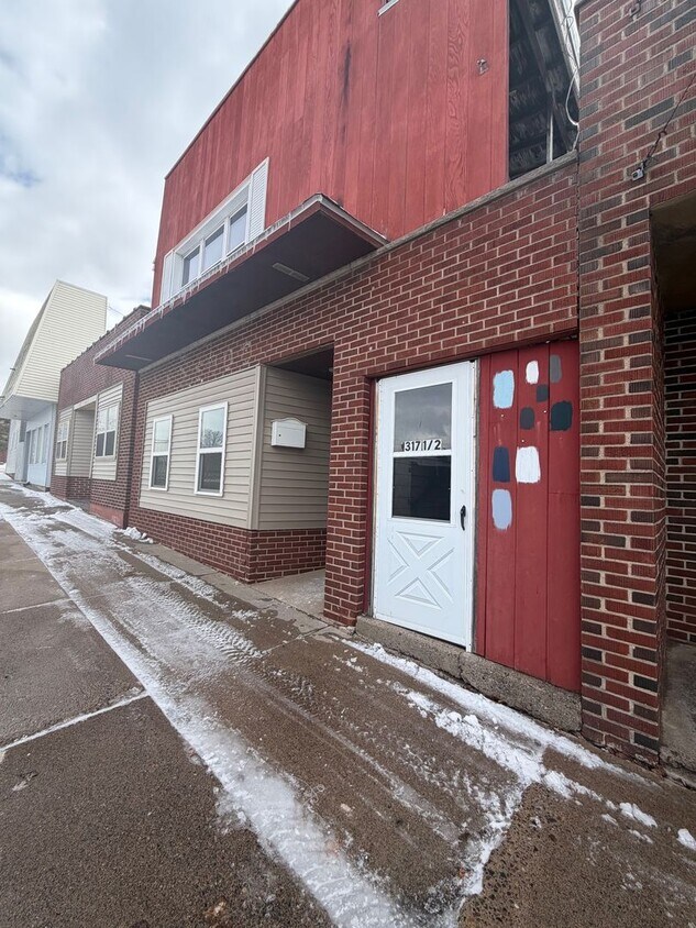 Foto del edificio - 317 Main St