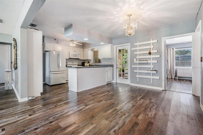 Building Photo - 2251 Habersham Dr