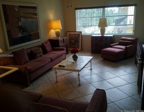 Foto del edificio - 2790 NE 201st Terrace
