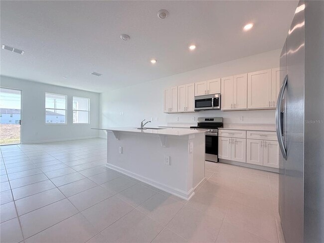 Building Photo - 388 Sol Vis Dr