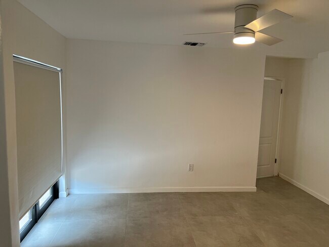 Foto del edificio - 1841 NW 1st Ct