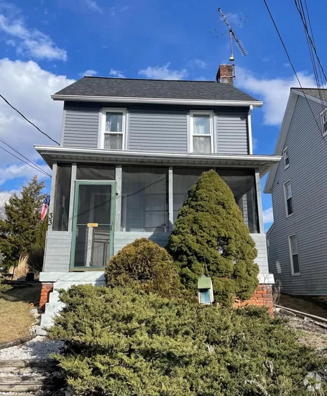 Apartments for Rent in 17363