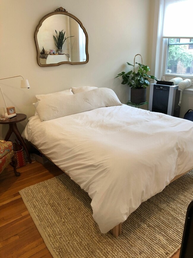 Photo - 6 Crawford St Apartment