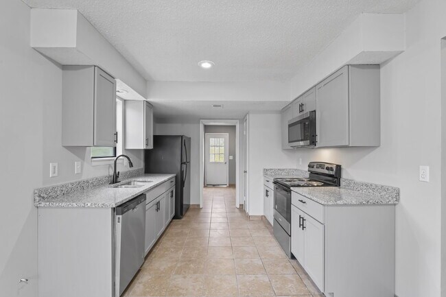 Foto del edificio - 3 Bedroom duplex in Olathe!