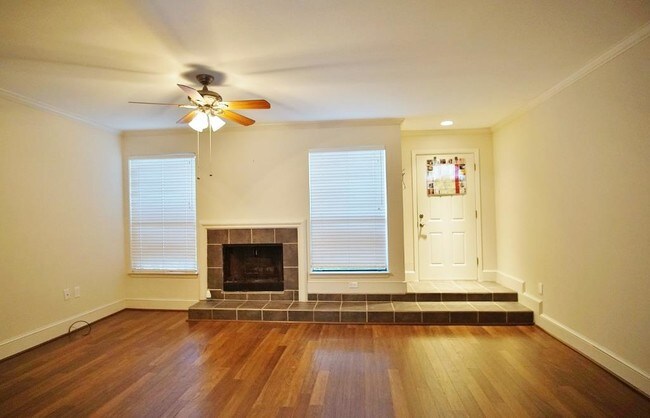 Foto del edificio - 1083 Country Place Dr