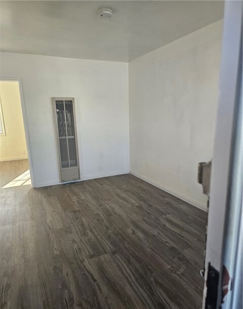 Building Photo - 1244 W 87th St