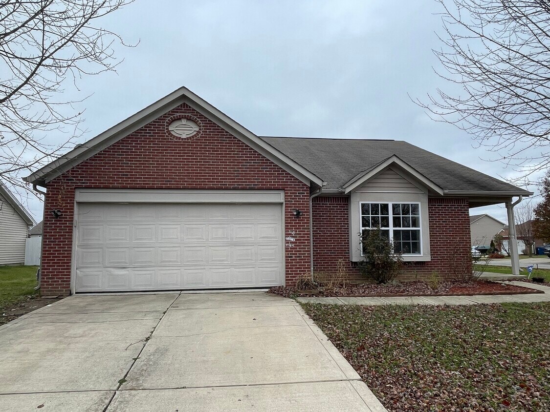 Primary Photo - 7402 Angus Way
