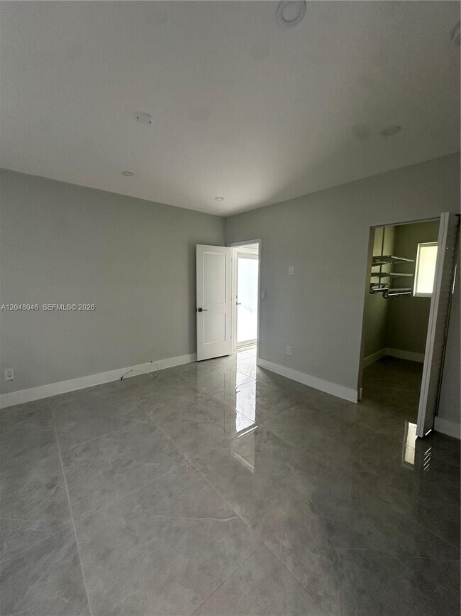Foto del edificio - 10790 SW 66th Dr