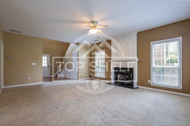 Foto del edificio - 568 Lullingstone Dr SE