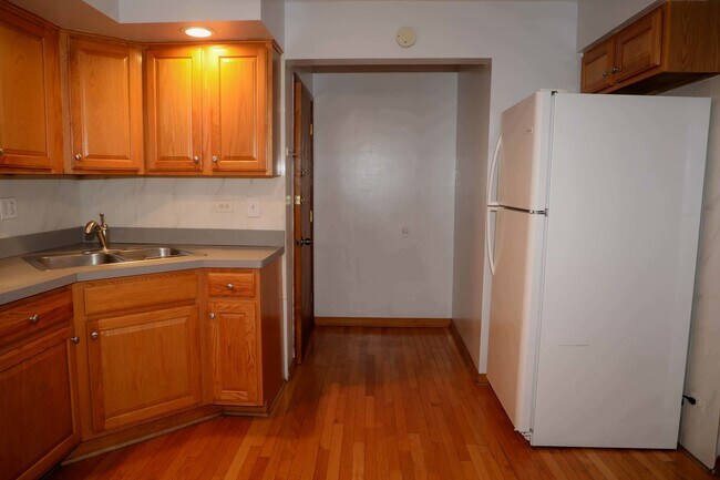 Foto del edificio - 510 W 30th St