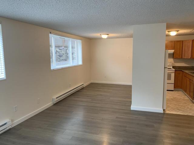 Building Photo - 3 bedroom in Seattle WA 98133