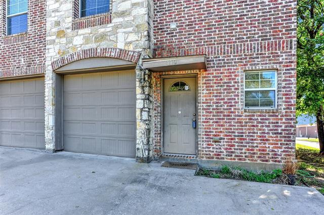 Primary Photo - 119 N Holly Ave