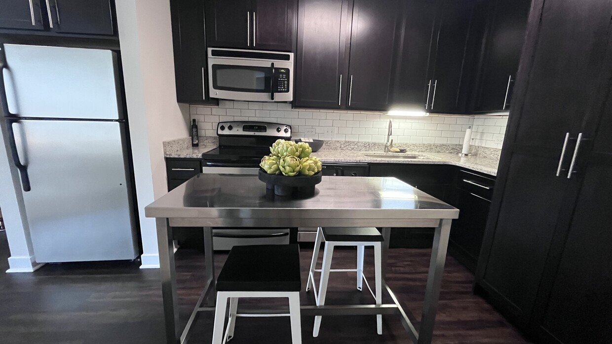 Foto principal - 323 E Wacker Dr