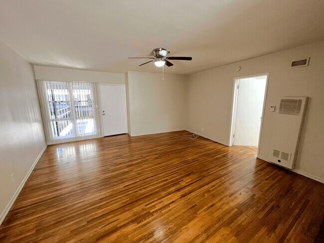 Foto del interior - 652 Veteran Ave