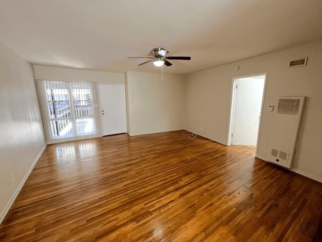 Interior Photo - 652 Veteran Ave