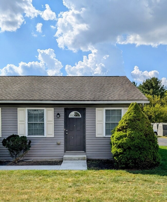 Building Photo - 8067 White Church Rd
