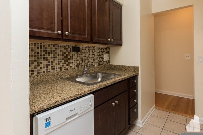 Foto del edificio - 5820 N Sheridan Rd