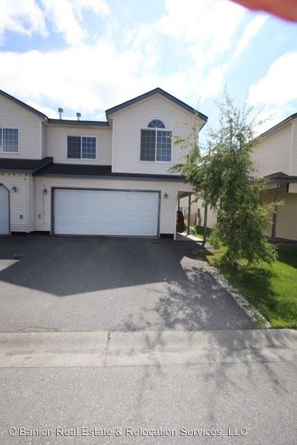 Foto principal - 3 br, 2.5 bath House - 6088 Spruce Meadows...