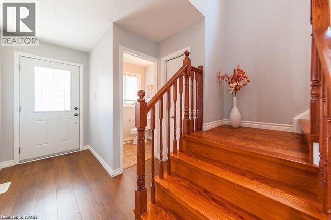 Photo du bâtiment - 680 Winterberry Ave