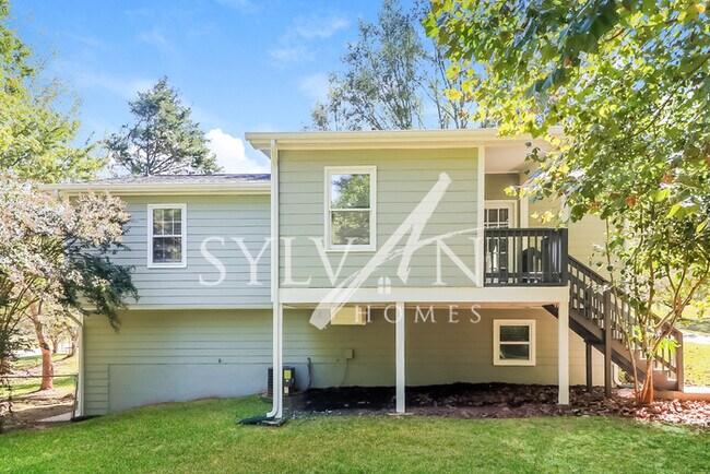 Building Photo - The Lifestyle You Deserve.