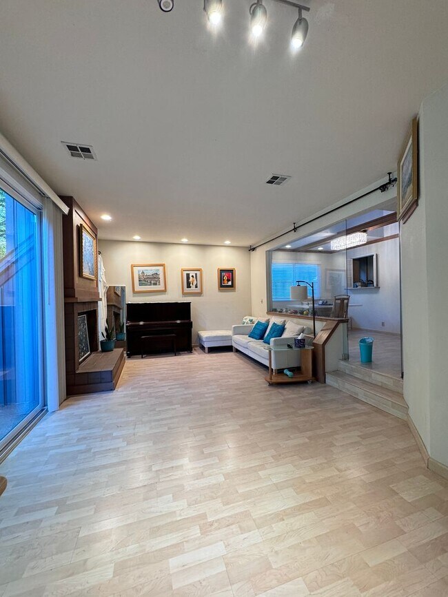 Foto del edificio - Your Serene Sanctuary Awaits – 2 Bed, 3 Ba...