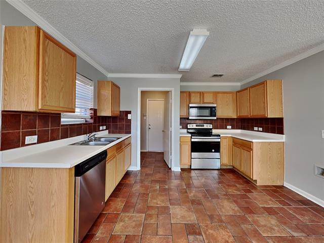 Foto del edificio - 4869 Waterford Dr
