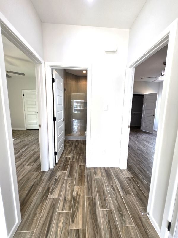 Foto del edificio - 913 N Clarence Ave