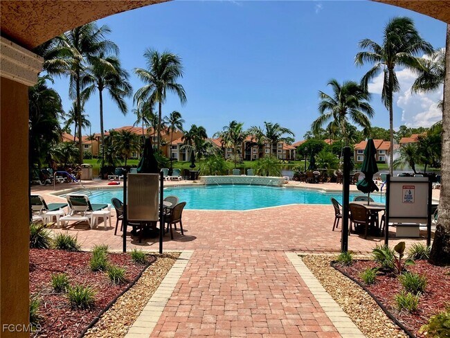 Foto del edificio - 1185 Wildwood Lakes Blvd
