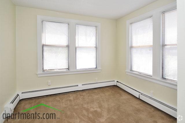 Bedroom - Dana Square