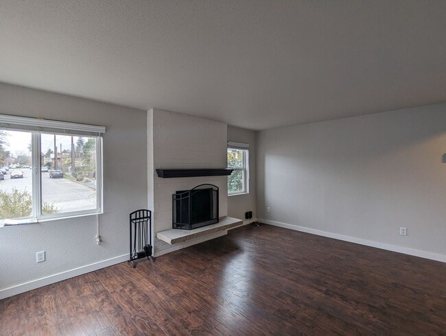Building Photo - 357 NW 50th St