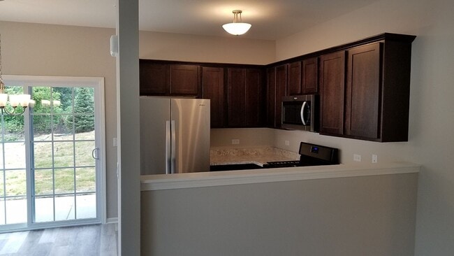 Building Photo - Emery Oak-2Br/2Ba Rental Home-First Floor
