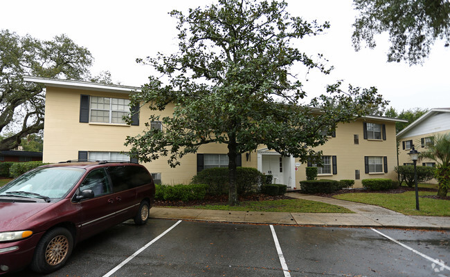 Foto del edificio - Glendale Court Apartments