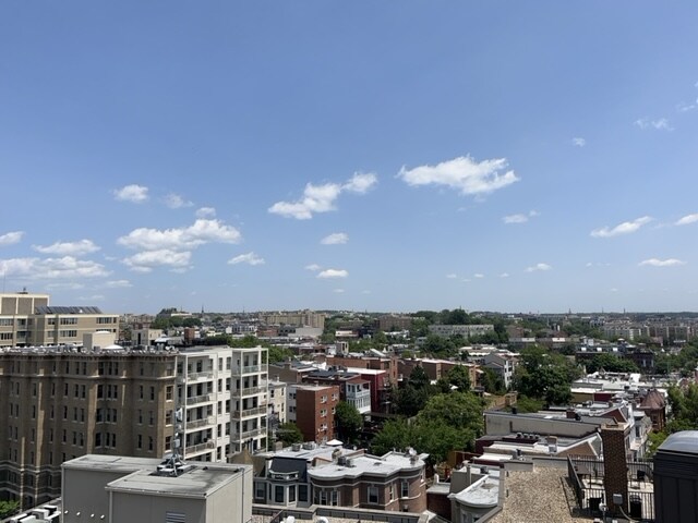 Foto del edificio - 1954 Columbia Rd NW