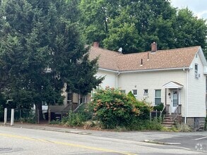 Building Photo - 207 Copeland St