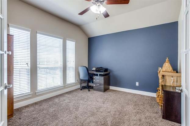 Building Photo - 3720 Kendall-