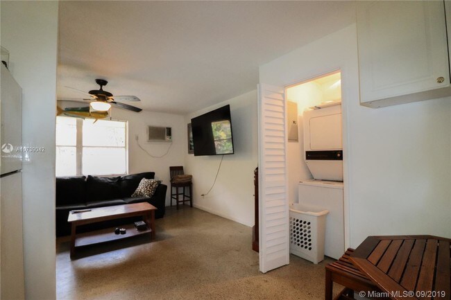 Foto del edificio - 1804 SW 20th St