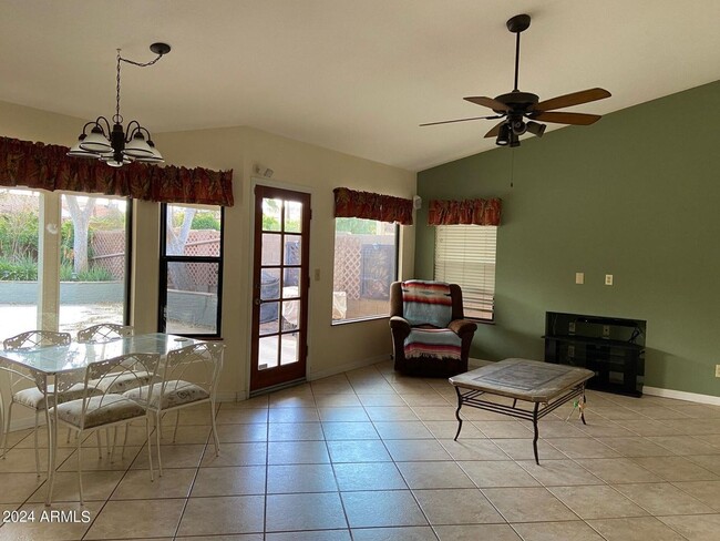 Building Photo - AHWATUKEE RENTAL!